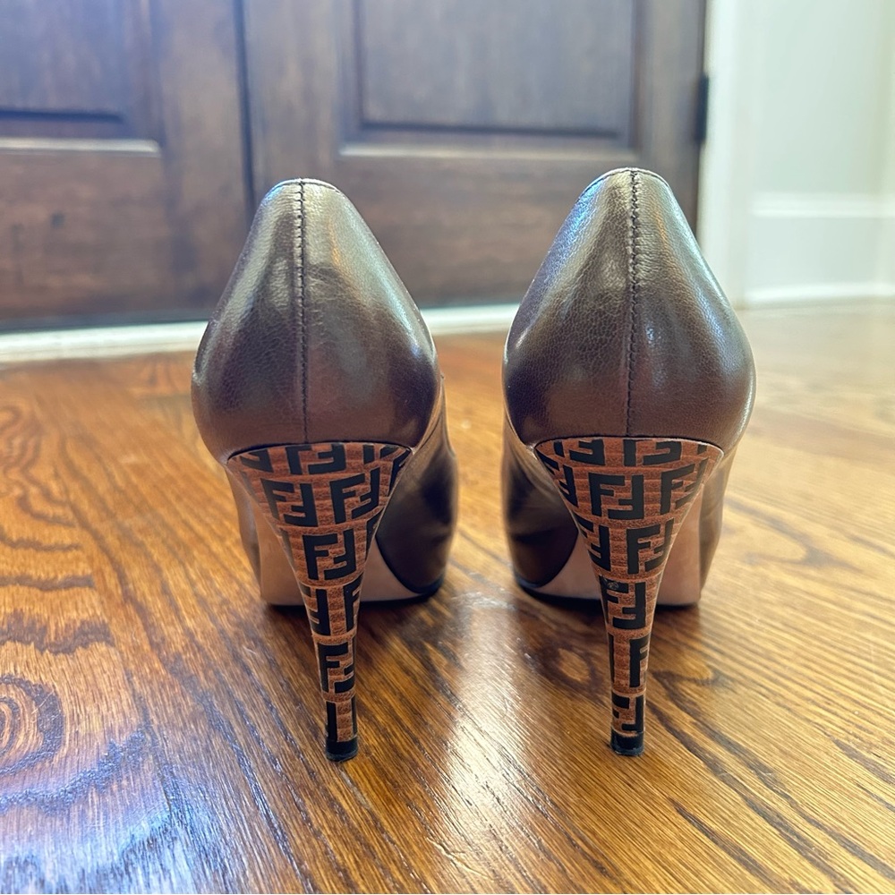 Fendi Women's Metallic Bronze Leather Stiletto Heels with Logo Heel, size 6.5